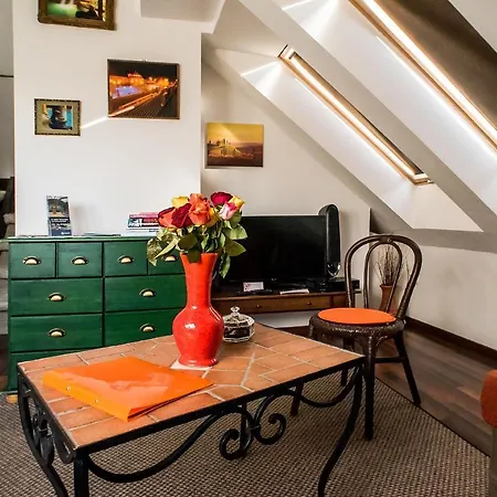 St. Gellert Square - Minilux Apartmán Budapešť