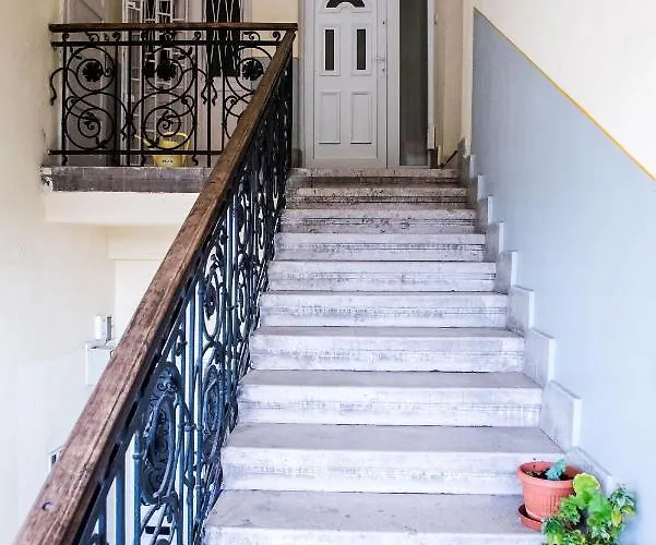 St. Gellert Square - Minilux Apartamento Budapeste
