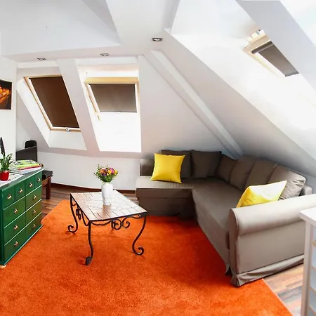 St. Gellert Square - Minilux Apartment Budapest